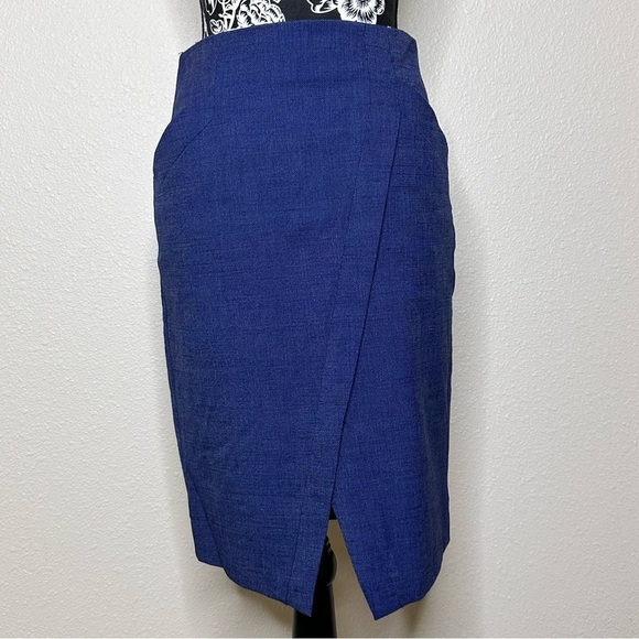 LOFT Dresses & Skirts - LOFT Ann Taylor Pencil Skirt Size 0